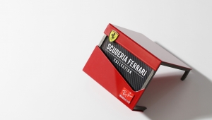 logoplack rayban ferrari display branding