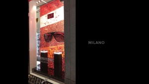 logoplack rayban ferrari display branding